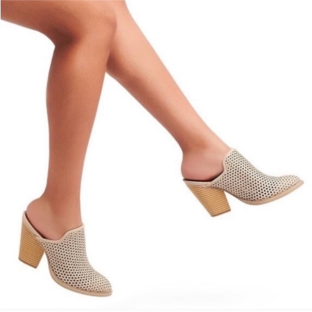 DV by Dolce Vita Kenli Laser Cut Mule Heeled Booties